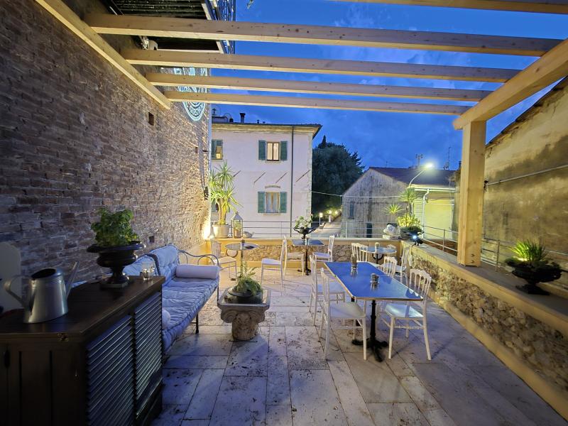 Hotel con esterno Bolgheri